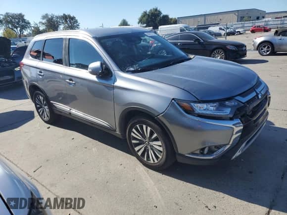 2020 Mitsubishi Outlander ES z VIN JA4AZ3A30LZ023552, wystawiony jako Copart lot #89810765 z przebiegiem 157 059 mil mil oraz Czysty tytuł • Clean title. Historia ofert i sprzedaży dostępna na DreamBid. Obrazek 4.