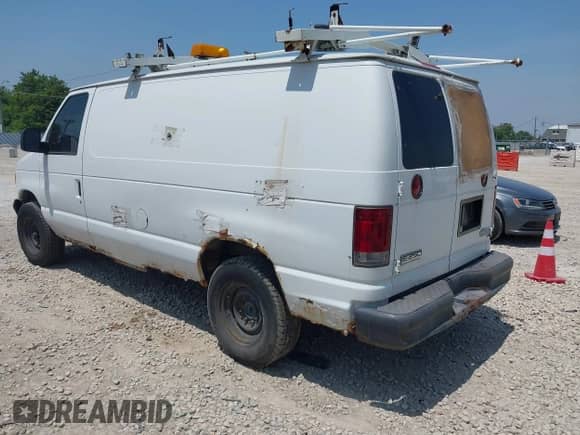 2007 Ford Econoline Cargo Commercial with VIN 1FTNE24L27DA74692, listed as a IAAI auction lot 42522094 with 173,839 mi miles and . Bid and sale history available at DreamBid. Image 3.