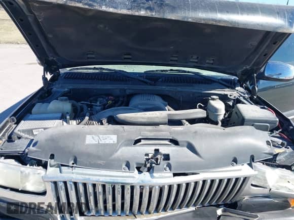 2004 Chevrolet Suburban LS z VIN 1GNFK16Z54J271918, wystawiony jako IAAI lot #38862513 z przebiegiem 251 676 mil mil oraz . Historia ofert i sprzedaży dostępna na DreamBid. Obrazek 10.