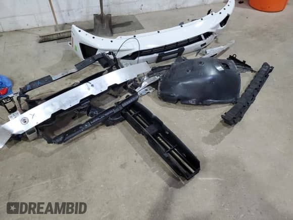 2024 BMW 3 Series 330i xDrive с VIN 3MW89FF06R8E08232, выставлен на аукционе Copart как лот 80518985 с пробегом 27 206 миль миль и Списание • Salvage title. История ставок и продаж доступна на DreamBid. Изображение 12.