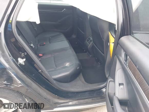 2018 Honda Accord EX-L with VIN 1HGCV2F62JA002402, listed as a IAAI auction lot 42363242 with 116,989 mi miles and . Bid and sale history available at DreamBid. Image 8.