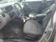 2016 Hyundai Elantra SE с VIN 5NPDH4AE5GH743648, выставлен на аукционе Copart как лот 83979415 с пробегом 35 770 миль миль и Списание • Salvage title. История ставок и продаж доступна на DreamBid. Изображение 7.