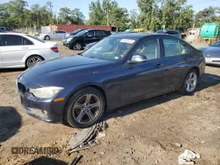 2014 BMW 3 Series 320i xDrive с VIN WBA3C3G5XENS69900, выставлен на аукционе Copart как лот 81629175 с пробегом 208 630 миль миль и Чистый • Clean title. История ставок и продаж доступна на DreamBid. Изображение 1.