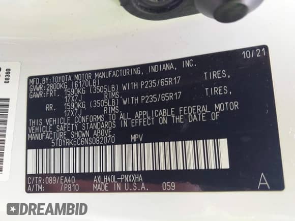 2022 Toyota Sienna XLE with VIN 5TDYRKEC6NS082070, listed as a IAAI auction lot 43256129 with 71,509 mi miles and . Bid and sale history available at DreamBid. Image 9.