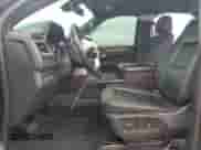 2022 Chevrolet Suburban LT с VIN 1GNSCCKD6NR205382, выставлен на аукционе Copart как лот 63981685 с пробегом 172 284 миль миль и На запчасти • Non repairable. История ставок и продаж доступна на DreamBid. Изображение 7.