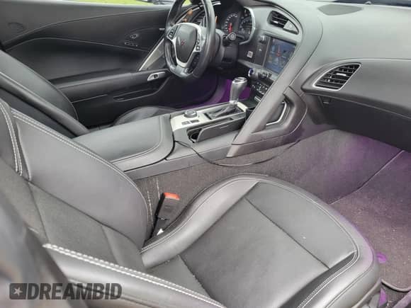 2019 Chevrolet Corvette Grand Sport 2LT с VIN 1G1YY3D72K5121941, выставлен на аукционе IAAI как лот 41640008 с пробегом 33 476 миль миль и . История ставок и продаж доступна на DreamBid. Изображение 5.