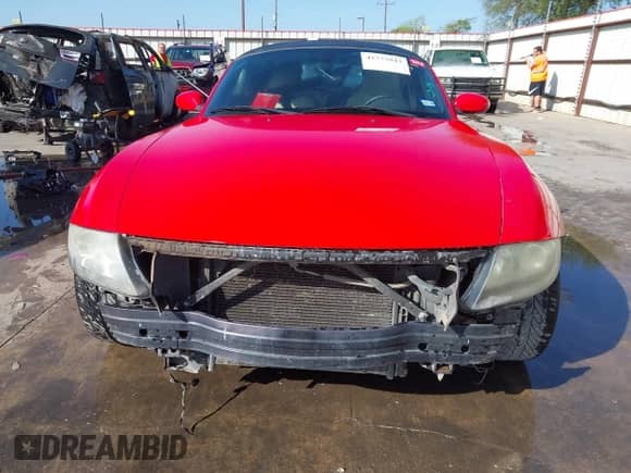 2005 BMW Z4 3.0i с VIN 4USBT53575LU09990, выставлен на аукционе IAAI как лот 41773943 с пробегом 118 772 миль миль и . История ставок и продаж доступна на DreamBid. Изображение 6.