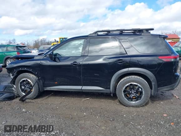 2024 Nissan Pathfinder Rock Creek with VIN 5N1DR3BD2RC283453, listed as a IAAI auction lot 41707619 with 547 mi miles and . Bid and sale history available at DreamBid. Image 15.