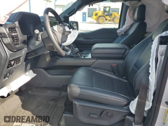2025 Ford F-150 Lariat with VIN 1FTFW5LD8SFA15270, listed as a Copart auction lot 66166415 with Not provided miles and Salvage title. Bid and sale history available at DreamBid. Image 7.