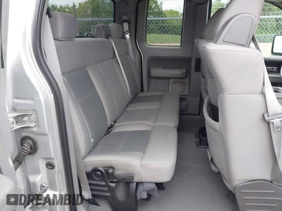 2008 Ford F-150 XLT с VIN 1FTPX14V48FB32449, выставлен на аукционе IAAI как лот 42345105 с пробегом 167 793 миль миль и . История ставок и продаж доступна на DreamBid. Изображение 8.