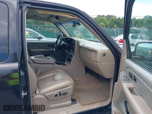 2007 GMC Sierra 1500 SLT с VIN 1GTEK19Z97E108248, выставлен на аукционе IAAI как лот 42590023 с пробегом 294 580 миль миль и . История ставок и продаж доступна на DreamBid. Изображение 5.