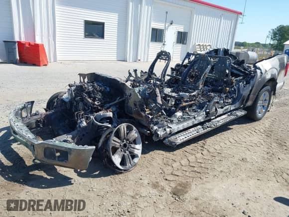 2018 Ford F-150 XL z VIN 1FTEW1EP2JFA87561, wystawiony jako IAAI lot #42058424 z przebiegiem Nie podano mil oraz . Historia ofert i sprzedaży dostępna na DreamBid. Obrazek 2.