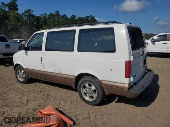2003 Chevrolet Astro с VIN 1GNDM19X13B121308, выставлен на аукционе Copart как лот 68331865 с пробегом Не указан миль и Списание • Salvage title. История ставок и продаж доступна на DreamBid. Изображение 2.