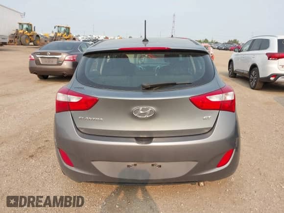 2017 Hyundai Elantra с VIN KMHD35LH7HU353293, выставлен на аукционе IAAI как лот 42398410 с пробегом 75 886 миль миль и . История ставок и продаж доступна на DreamBid. Изображение 16.
