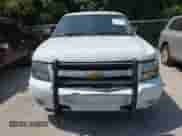 2013 Chevrolet Tahoe Commercial z VIN 1GNLC2E0XDR361205, wystawiony jako IAAI lot #42884524 z przebiegiem 361 205 mil mil oraz . Historia ofert i sprzedaży dostępna na DreamBid. Obrazek 6.