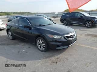 2011 Honda Accord EX z VIN 1HGCS1B71BA001003, wystawiony jako IAAI lot #43202585 z przebiegiem 80 242 mil mil oraz . Historia ofert i sprzedaży dostępna na DreamBid. Obrazek 1.