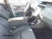 2012 Toyota Prius Two z VIN JTDZN3EU6C3179234, wystawiony jako IAAI lot #43234337 z przebiegiem 336 468 mil mil oraz . Historia ofert i sprzedaży dostępna na DreamBid. Obrazek 5.