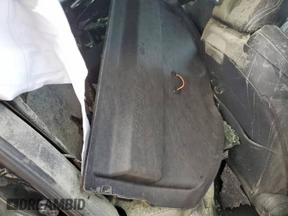 2025 Toyota Corolla XSE z VIN JTNC4MBE6S3235422, wystawiony jako Copart lot #70347625 z przebiegiem Nie podano mil oraz Szkoda całkowita • Salvage title. Historia ofert i sprzedaży dostępna na DreamBid. Obrazek 10.