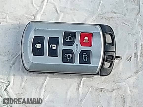 2017 Toyota Sienna SE with VIN 5TDXZ3DC3HS824500, listed as a IAAI auction lot 43064229 with 137,947 mi miles and . Bid and sale history available at DreamBid. Image 11.