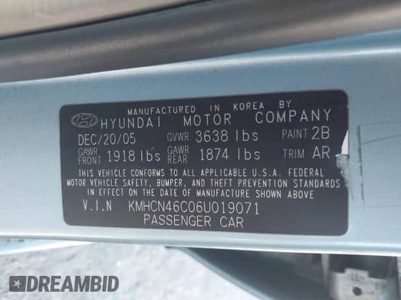 2006 Hyundai Accent GLS z VIN KMHCN46C06U019071, wystawiony jako IAAI lot #42933533 z przebiegiem 111 074 mil mil oraz . Historia ofert i sprzedaży dostępna na DreamBid. Obrazek 9.