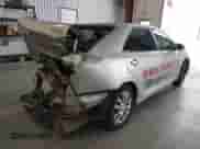 2013 Toyota Camry LE z VIN 4T1BD1FK8DU064728, wystawiony jako IAAI lot #42398146 z przebiegiem 100 867 mil mil oraz . Historia ofert i sprzedaży dostępna na DreamBid. Obrazek 4.