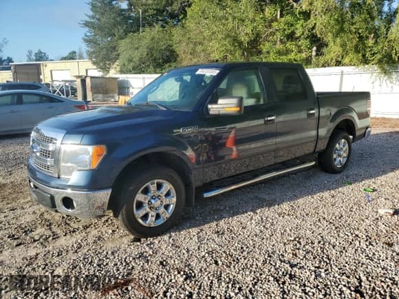 2013 Ford F-150 XL z VIN 1FTEW1CM4DFA26158, wystawiony jako Copart lot #85335305 z przebiegiem 300 630 mil mil oraz Czysty tytuł • Clean title. Historia ofert i sprzedaży dostępna na DreamBid. Obrazek 1.