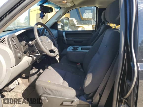 2010 GMC Sierra 1500 SL с VIN 1GTSKUEA1AZ241493, выставлен на аукционе Copart как лот 43072694 с пробегом 172 781 миль миль и Списание • Salvage title. История ставок и продаж доступна на DreamBid. Изображение 7.
