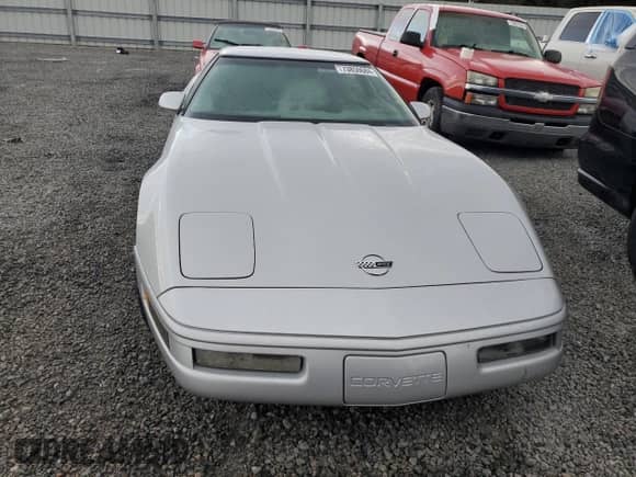 1996 Chevrolet Corvette с VIN 1G1YY22P5T5105425, выставлен на аукционе Copart как лот 73850684 с пробегом Не указан миль и Списание • Salvage title. История ставок и продаж доступна на DreamBid. Изображение 5.