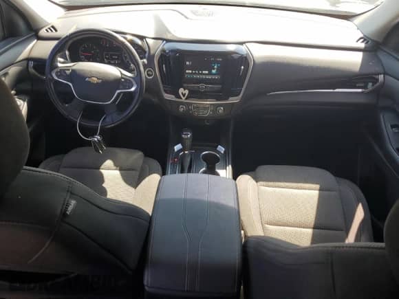 2019 Chevrolet Traverse LT Cloth with VIN 1GNEVMKW9KJ241558, listed as a Copart auction lot 69927705 with 119,266 mi miles and Salvage title. Bid and sale history available at DreamBid. Image 8.