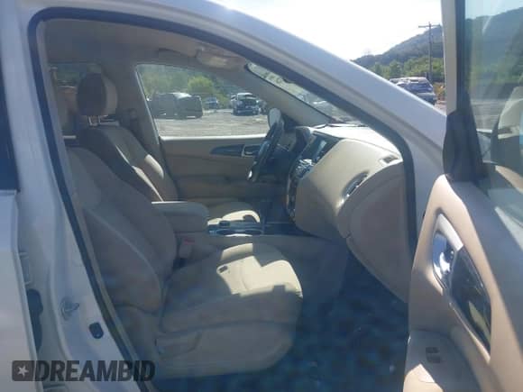 2017 Nissan Pathfinder SL z VIN 5N1DR2MM8HC656730, wystawiony jako IAAI lot #43080726 z przebiegiem 90 385 mil mil oraz . Historia ofert i sprzedaży dostępna na DreamBid. Obrazek 5.