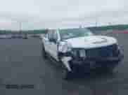 2022 Chevrolet Silverado 1500 Custom Trail Boss z VIN 3GCPYCEL6NG108492, wystawiony jako IAAI lot #42362191 z przebiegiem 46 701 mil mil oraz . Historia ofert i sprzedaży dostępna na DreamBid. Obrazek 1.