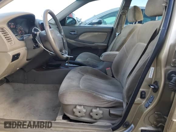 2004 Hyundai Sonata GLS z VIN KMHWF35H04A023637, wystawiony jako Copart lot #71207165 z przebiegiem 154 658 mil mil oraz Szkoda całkowita • Salvage title. Historia ofert i sprzedaży dostępna na DreamBid. Obrazek 7.