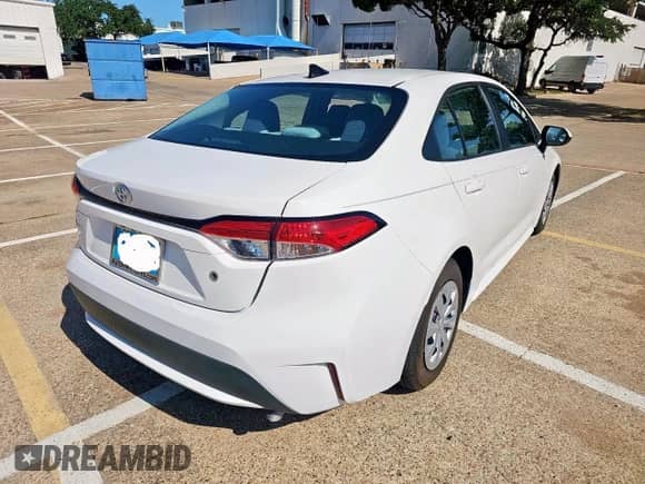 2022 Toyota Corolla L with VIN 5YFDPMAEXNP320325, listed as a Copart auction lot 64607715 with 52,608 mi miles and Clean title. Bid and sale history available at DreamBid. Image 4.