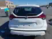 2024 Nissan Kicks S with VIN 3N1CP5BV5RL569637, listed as a IAAI auction lot 43091413 with 27,222 mi miles and . Bid and sale history available at DreamBid. Image 16.