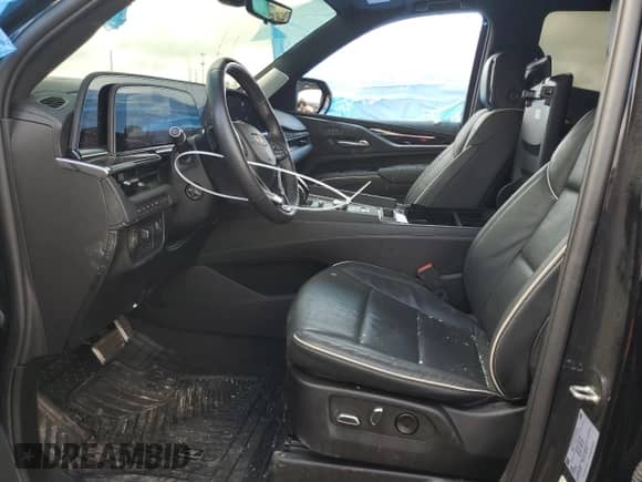 2023 Cadillac Escalade 4WD Sport z VIN 1GYS4FKL1PR258793, wystawiony jako Copart lot #55128535 z przebiegiem 35 331 mil mil oraz Szkoda całkowita • Salvage title. Historia ofert i sprzedaży dostępna na DreamBid. Obrazek 7.