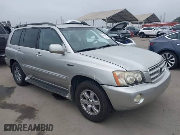 2002 Toyota Highlander с VIN JTEGF21A520055512, выставлен на аукционе IAAI как лот 42819313 с пробегом 209 655 миль миль и . История ставок и продаж доступна на DreamBid. Изображение 1.