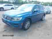 2018 Volkswagen Tiguan S с VIN 3VV1B7AX5JM091561, выставлен на аукционе IAAI как лот 42729057 с пробегом 82 022 миль миль и . История ставок и продаж доступна на DreamBid. Изображение 17.