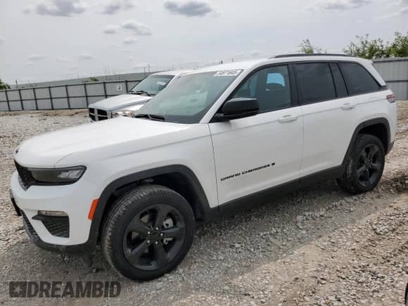 2025 Jeep Grand Cherokee Limited с VIN 1C4RJHBG2SC289865, выставлен на аукционе Copart как лот 54971645 с пробегом 3 247 миль миль и Чистый • Clean title. История ставок и продаж доступна на DreamBid. Изображение 1.