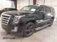 2016 Cadillac Escalade Premium Collection z VIN 1GYS4CKJ5GR342922, wystawiony jako IAAI lot #42627463 z przebiegiem 113 546 mil mil oraz . Historia ofert i sprzedaży dostępna na DreamBid. Obrazek 2.
