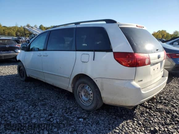 2007 Toyota Sienna CE with VIN 5TDZK23C87S003092, listed as a Copart auction lot 85353455 with 280,998 mi miles and Salvage title. Bid and sale history available at DreamBid. Image 2.