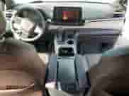 2022 Toyota Sienna Platinum с VIN 5TDERKECXNS117289, выставлен на аукционе Copart как лот 53491924 с пробегом 7 675 миль миль и Списание • Salvage title. История ставок и продаж доступна на DreamBid. Изображение 8.