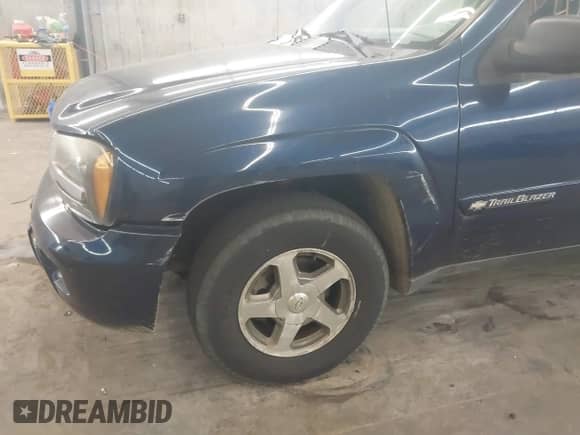 2002 Chevrolet TrailBlazer LT with VIN 1GNDT13S122436172, listed as a IAAI auction lot 42657570 with 165,553 mi miles and . Bid and sale history available at DreamBid. Image 13.