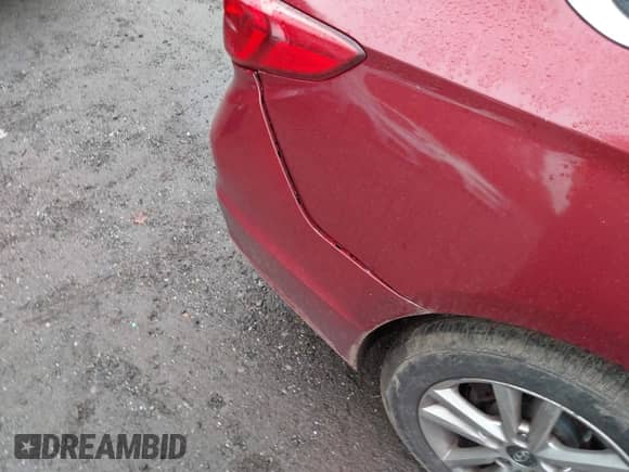 2015 Hyundai Sonata SE with VIN 5NPE24AF7FH049248, listed as a IAAI auction lot 43241050 with 158,827 mi miles and . Bid and sale history available at DreamBid. Image 15.