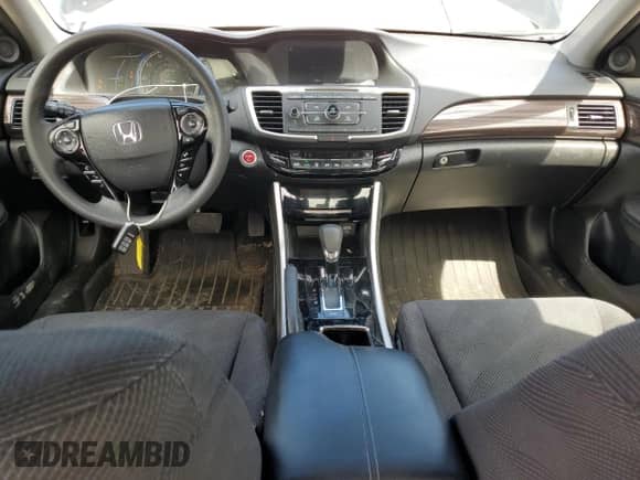 2017 Honda Accord с VIN JHMCR6F31HC000377, выставлен на аукционе Copart как лот 71259785 с пробегом 104 431 миль миль и Чистый • Clean title. История ставок и продаж доступна на DreamBid. Изображение 8.