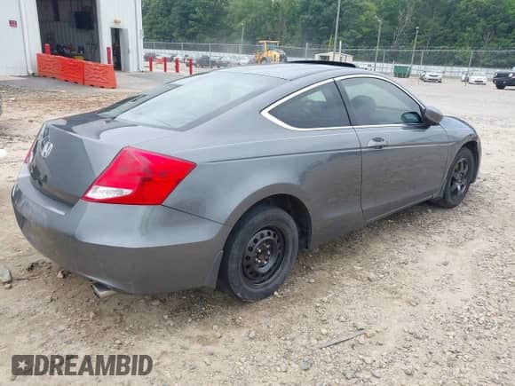 2012 Honda Accord EX z VIN 1HGCS1B79CA011232, wystawiony jako IAAI lot #42566099 z przebiegiem 256 964 mil mil oraz . Historia ofert i sprzedaży dostępna na DreamBid. Obrazek 4.