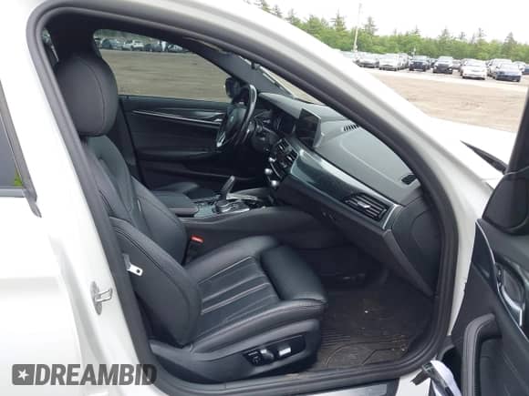 2018 BMW 5 Series 540i xDrive с VIN WBAJE7C54JWD52843, выставлен на аукционе IAAI как лот 42527144 с пробегом 65 358 миль миль и . История ставок и продаж доступна на DreamBid. Изображение 5.