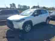 2022 Toyota Corolla Cross L с VIN 7MUAAABG9NV005886, выставлен на аукционе IAAI как лот 43377564 с пробегом 29 944 миль миль и . История ставок и продаж доступна на DreamBid. Изображение 2.