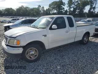 1999 Ford F-150 с VIN 1FTRX17W9XNC12038, выставлен на аукционе Copart как лот 70095795 с пробегом Не указан миль и Списание • Salvage title. История ставок и продаж доступна на DreamBid. Изображение 1.