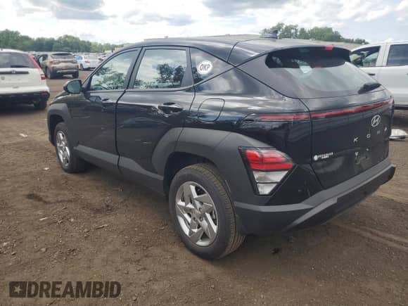 2024 Hyundai Kona SE с VIN KM8HACAB7RU164428, выставлен на аукционе Copart как лот 65225875 с пробегом 21 748 миль миль и Списание • Salvage title. История ставок и продаж доступна на DreamBid. Изображение 2.