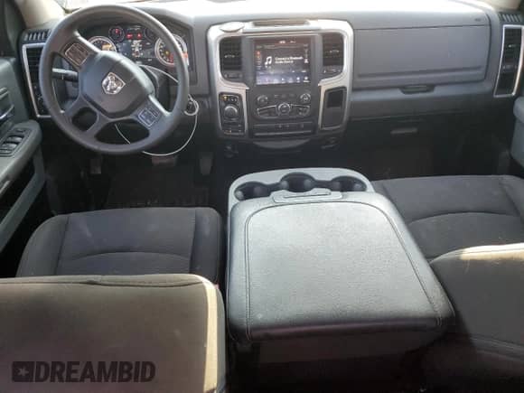 2019 Ram 1500 Warlock z VIN 1C6RR7GG3KS708878, wystawiony jako Copart lot #81148475 z przebiegiem 73 159 mil mil oraz Szkoda całkowita • Salvage title. Historia ofert i sprzedaży dostępna na DreamBid. Obrazek 8.